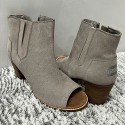 Women’s Boots