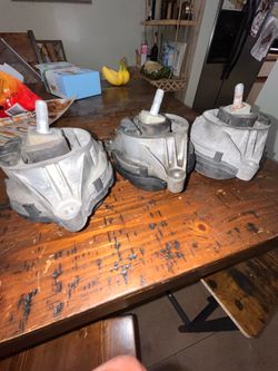 BMW OEM Parts motor mounts