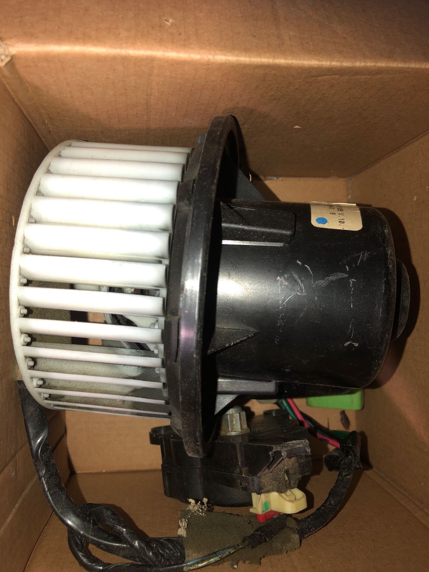 1996-2000 Dodger caravan rear blower w/harness