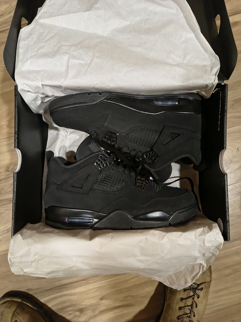 Jordan Retro 4s Black Cats