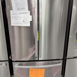 GE 27 Cu.ft Refrigerator With Internal Water And Ice