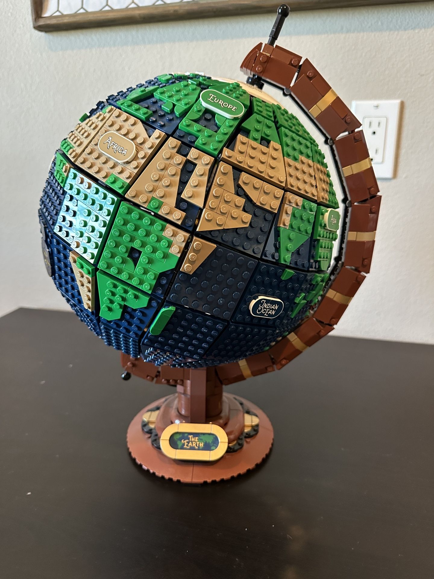 LEGO Globe (21332)