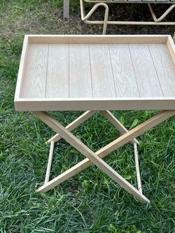 Folding side table