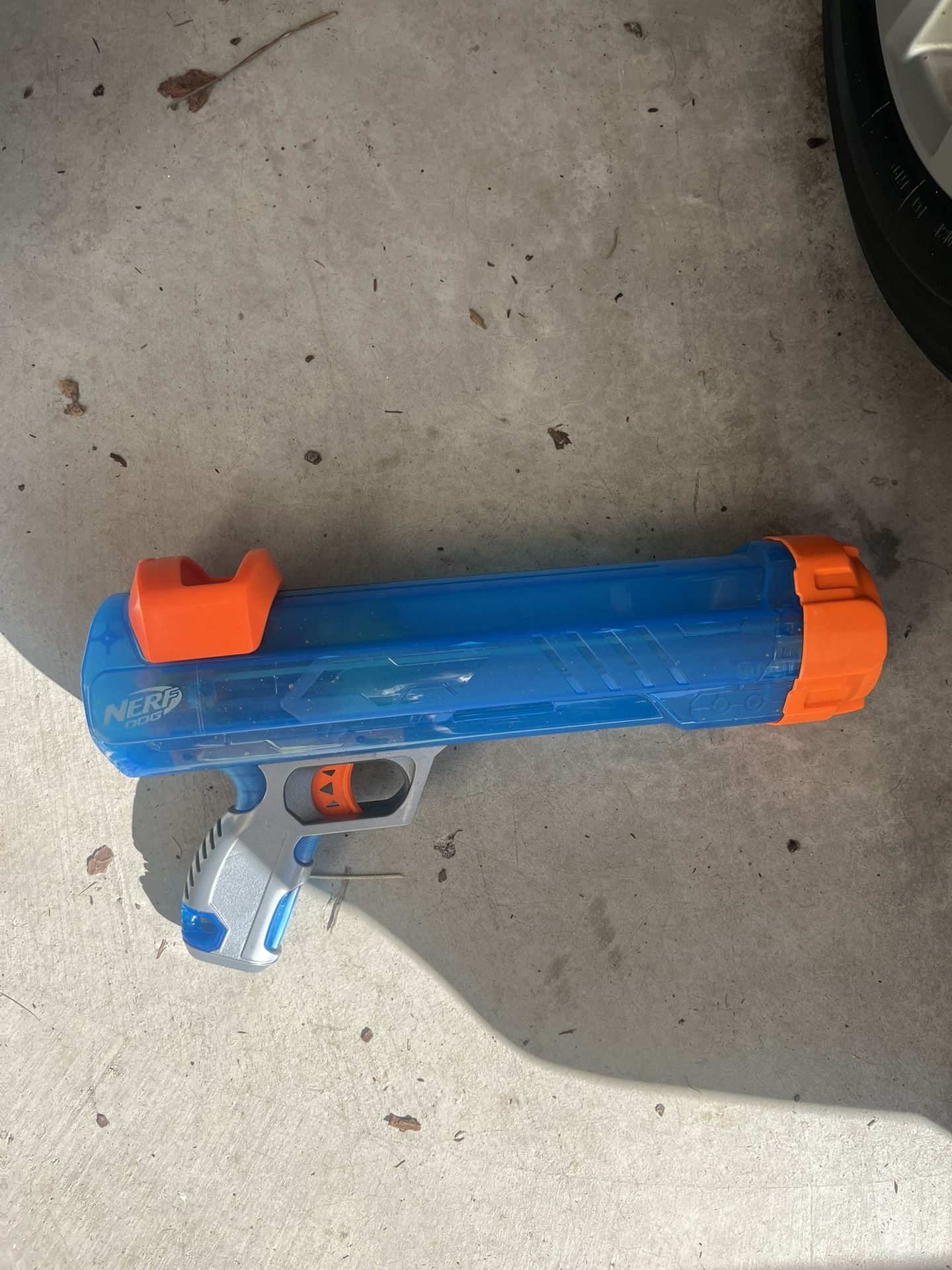 Nerf Dog Tennis Ball Shooter 