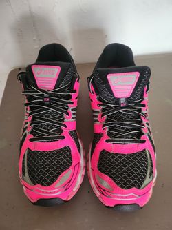 ASICS gel nimbus15 size 8 woman