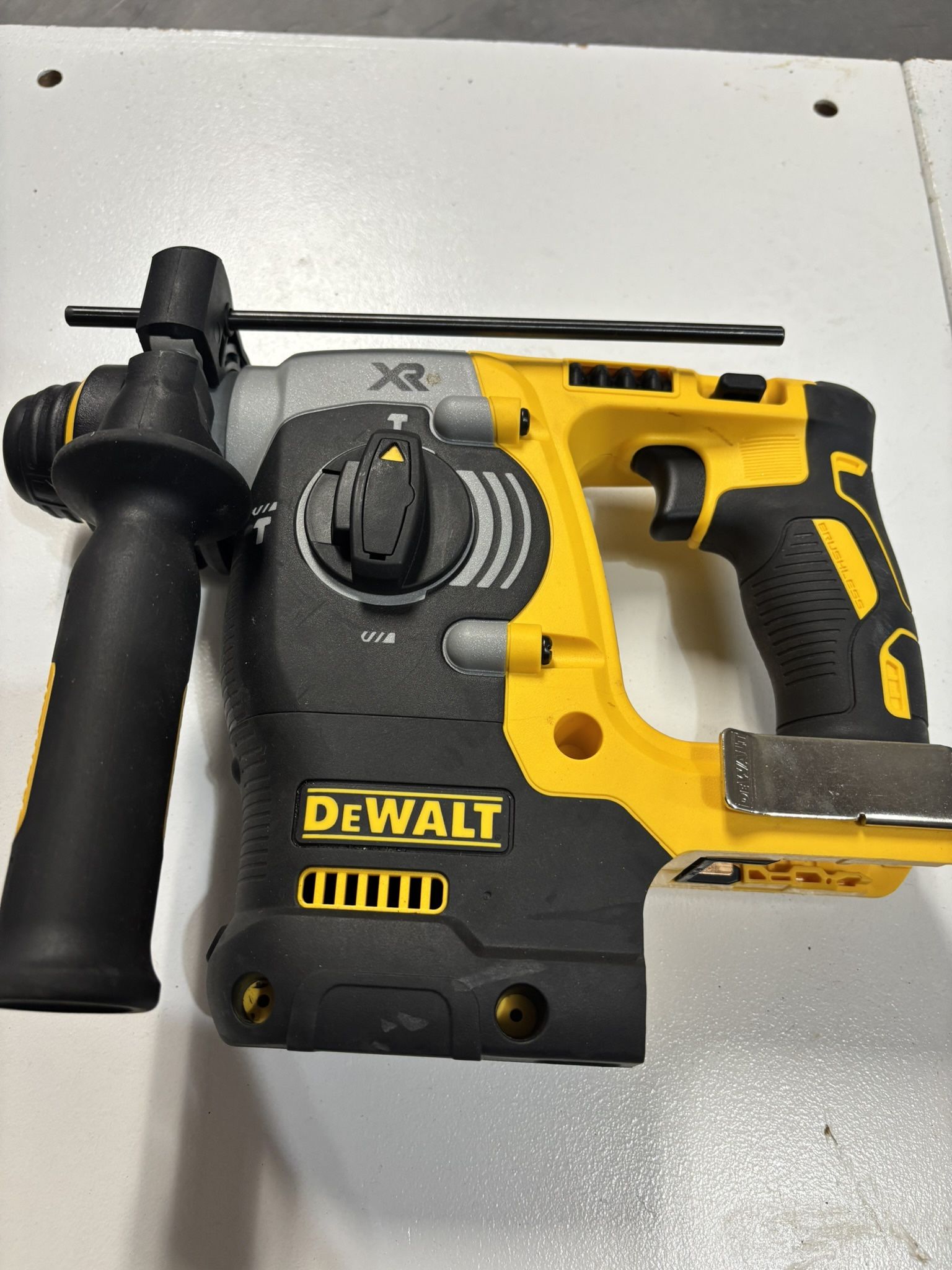 DEWALT 20V MAX XR Cordless Brushless 1 in. SDS Plus L-Shape Rotary Hammer (Tool Only)