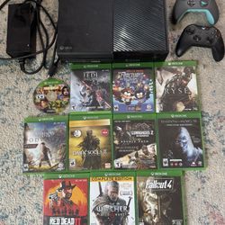 XBOX One With 2x Controllers And 11 Games