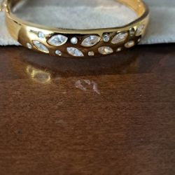 Gold Sirconian Bangle