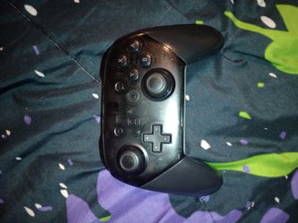 Nintendo Switch Pro Controller