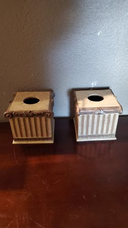 KLEENEX SQUARE  TISSUE DISPENSER