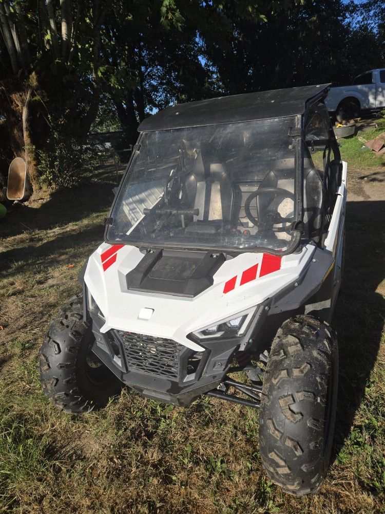 Polaris RZR 200 CC 2023