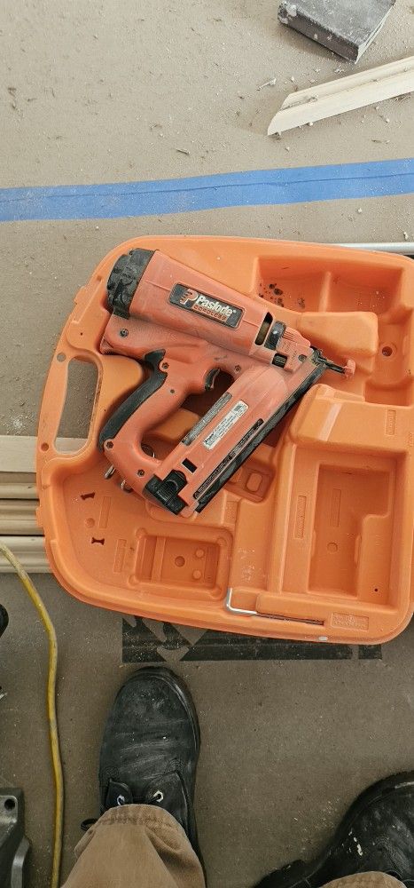 Finish Nailer