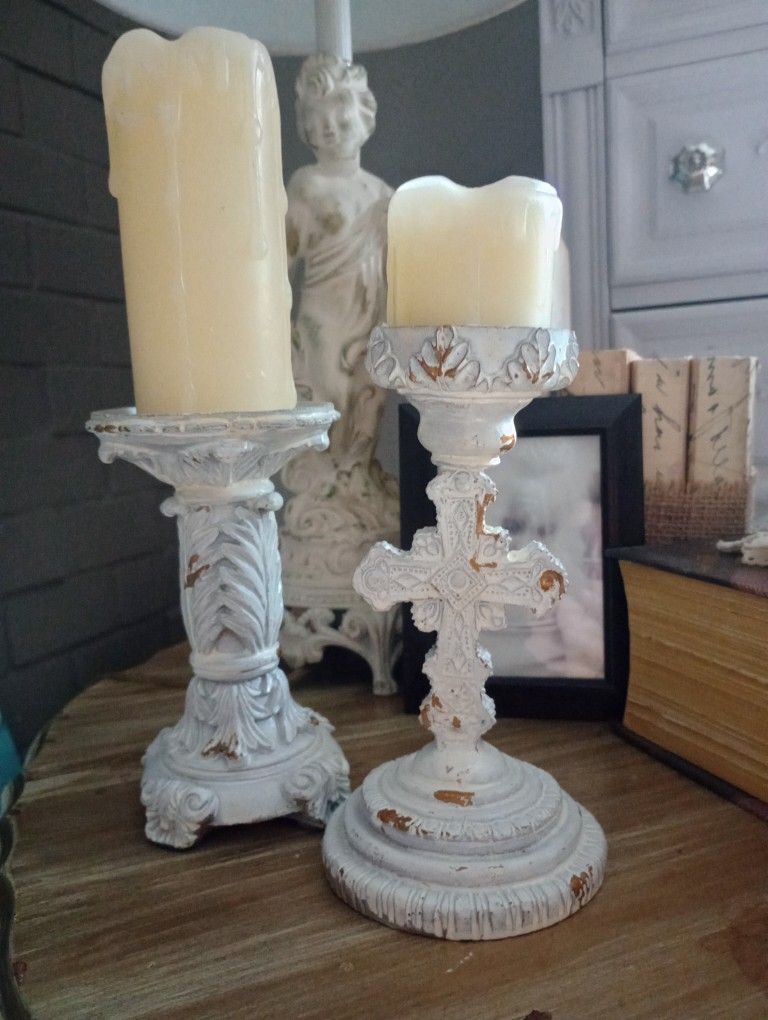 Shabby Chic Vintage Authentic Antique Set Of Pillar Candle Holders. This Is A Beautiful Set Of Distressed Candle Holders