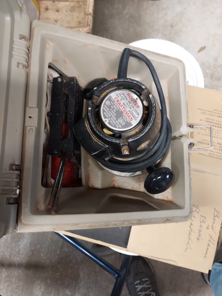 Craftsman Router With Case