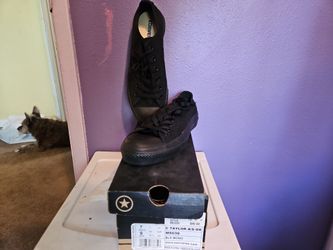 black converse