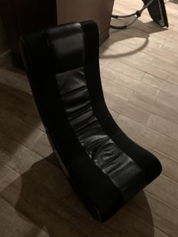 Gaming chair