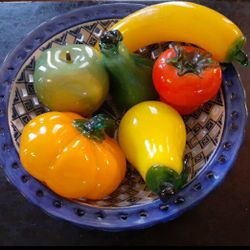 EXQUISITE MULTICOLOR 6 PCS ART GLASS FRUITS