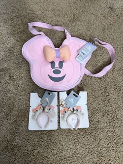 Disney Halloween bag and 2 bag charms brand new sold out!