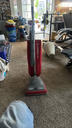 Cleaner, commercial, vacuum cleaner