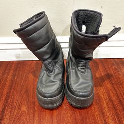 Free -  Kids Snow Boots