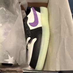 Jordan 1 Retro Low Og PS Size 11c 12c $40