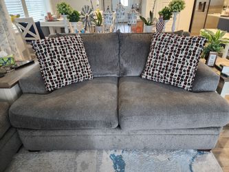 loveseat