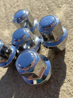 Lug Nuts