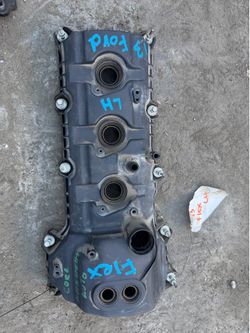 Valve cover for 2013 ford flex valve cover