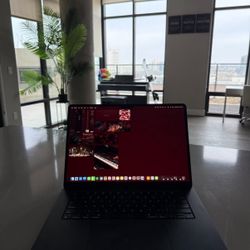 MacBook Air 15” (2023) M2 • 8GB RAM • 512GB SSD • Excellent