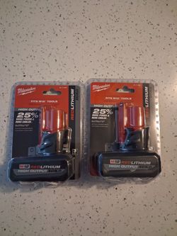 Milwaukee m12 2 battery xc5.0