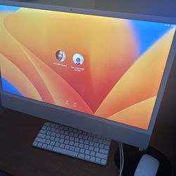 I Mac With Apple 
