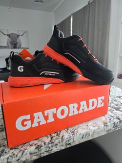 Limited edition gatorade safety shoe by rocky