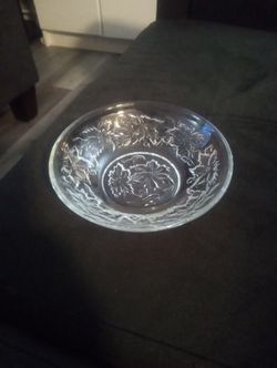 1 VINTAGE PRINCESS HOUSE SMALL FRUIT DESSERT BOWL
