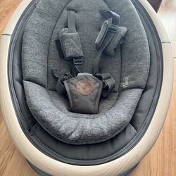 Maxi-Cosi Cassia Baby Swing (Like New)