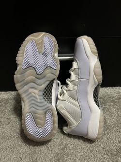 Air Jordan 11 Low Pure Violet