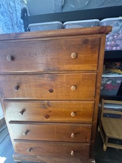 5-Drawer Solid Wood Dresser – Great Storage, Good Condition