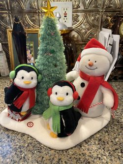 Animated hallmark Christmas penguins