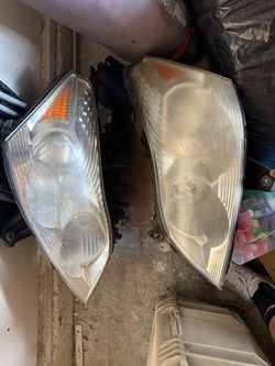 2009-2013 Chevy Traverse Headlights Assembly
