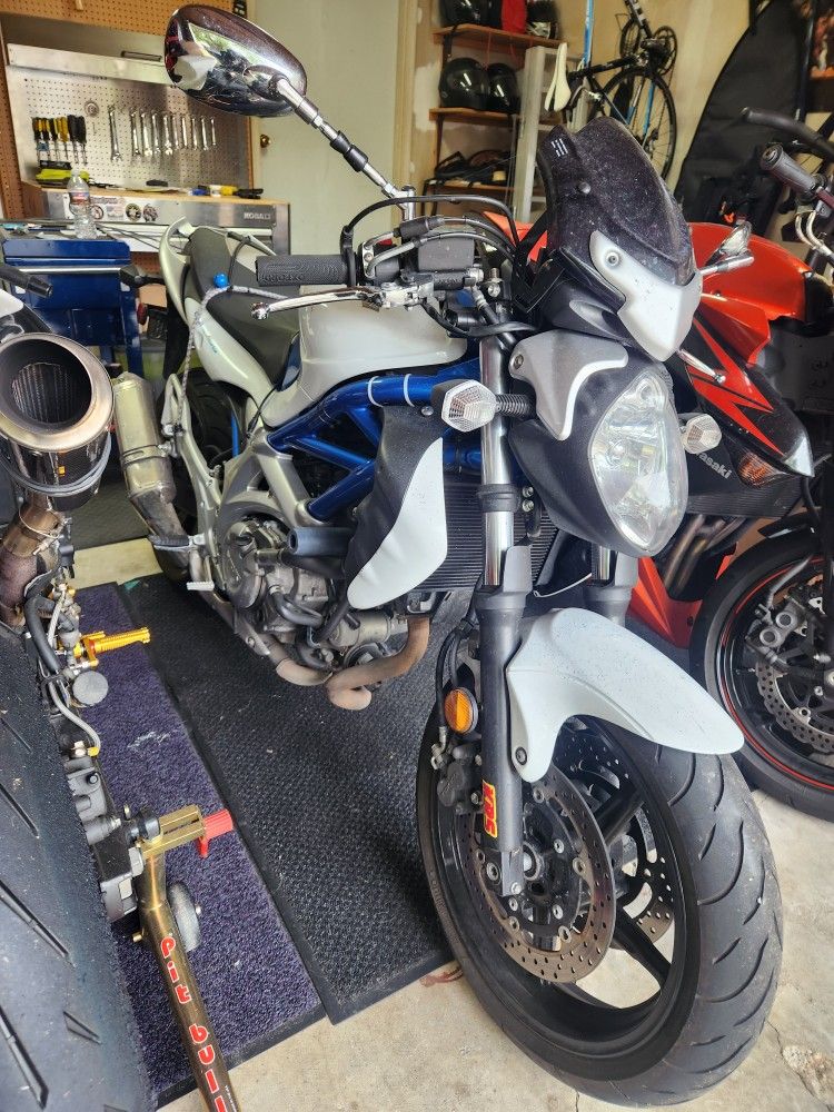 2009 Suzuki Gladius SV650