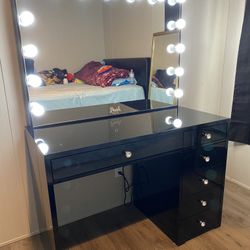 Makeup Vanity BLACK with Bluetooth Mirror / price includes delivery and assembly Financing available In Stock  