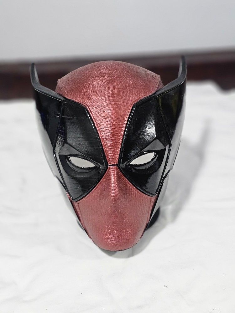 Wolverine Deadpool Mashup Mask