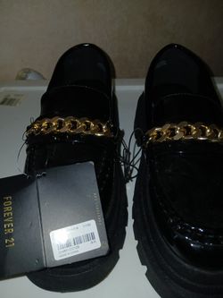 Brand New FOREVER 21 SHOES SZ 9 