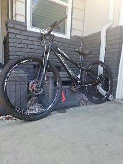 Specialized hardrock mountain bike