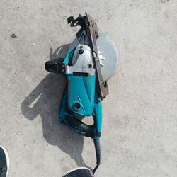 Makita Saw 