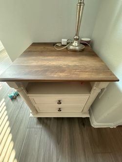End table