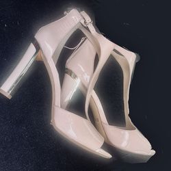 DKNY Sandals