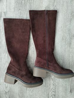 Women's Tall Boots Size 8