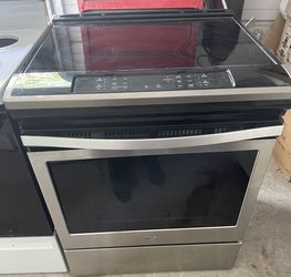 Whirlpool Stainless Slide In Range 