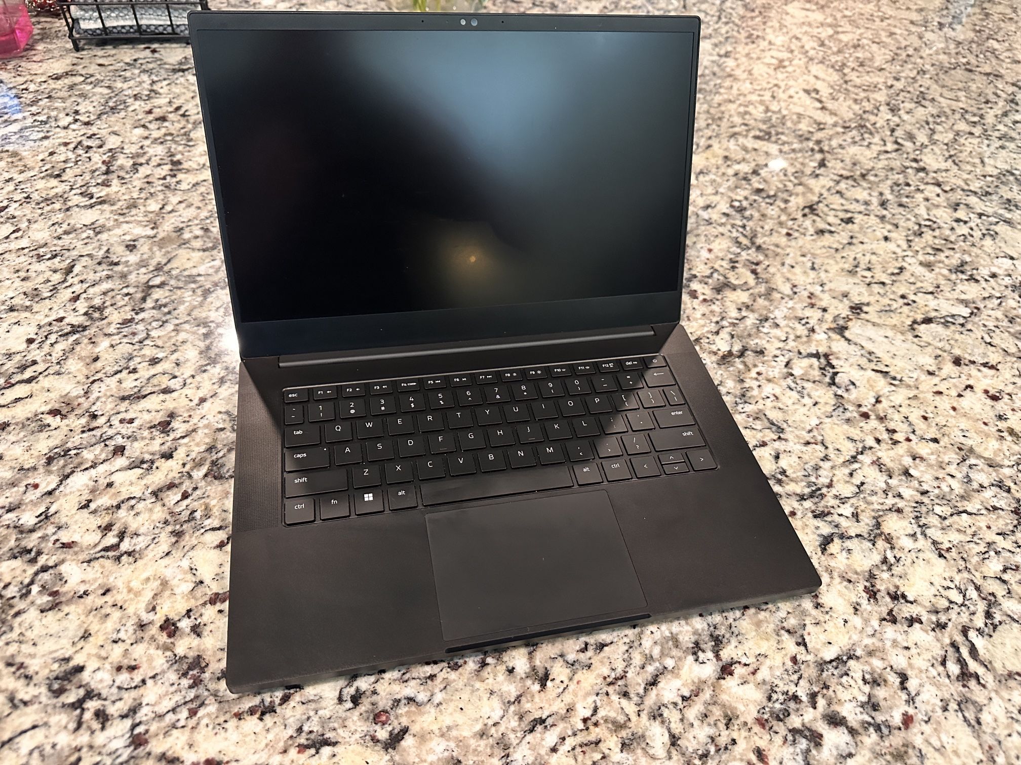 Razer Blade 14 *FOR PARTS - CPU DIED*