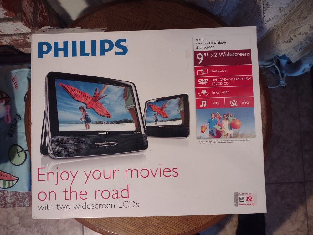 Philips portable DVD set
